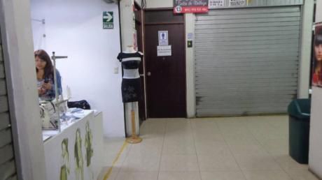 Venta De Stand En El Centro Comercial El Eden