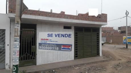 Se Vende Propiedad A 1 Cuadra De Universitaria