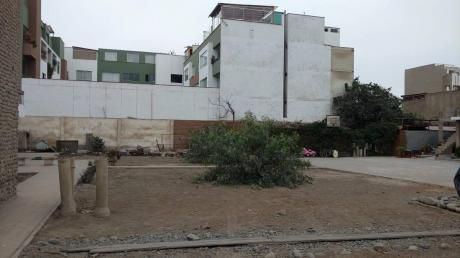 Venta De Terreno, Zona Residencial, Distrito De Surco
