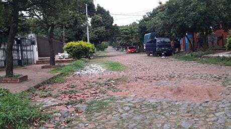 8 Lotes Sobre Empedrado En ñemby Zona Acceso Sur!!
