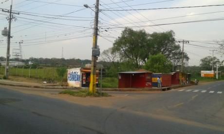 Vendo Una Importante Esquina Ruta San Lorenzo -