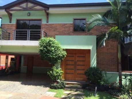Alquilo Casa En Condominio!!