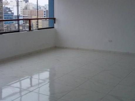 Id - 60564 Oficina En Venta A Un Paso Del Parque Kennedy