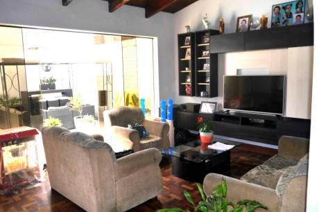Linda Y Funcional Casa En Sol De La Molina Dentro De Condominio