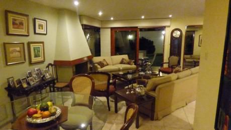 Linda Casa En Condominio Con Salida A Hermoso Parque Cerrado