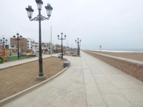 Terreno En El Malecon De Cedros De Villa - Frente Al Mar