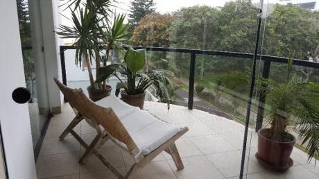 Departamento Con Vista A Parque En Exclusiva Zona De San Isidro