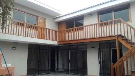 Id - 51776 Venta De Bella Casa En Surco