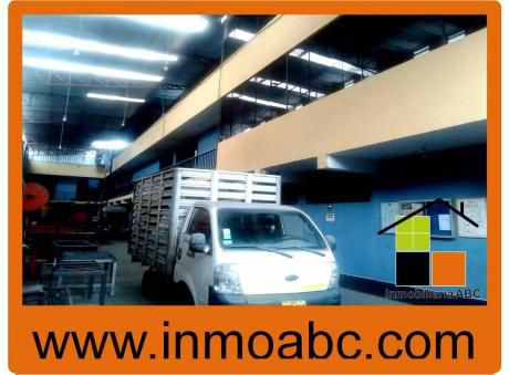 Vendo Local Industrial/comercial En San Juan De Lurigancho (carla Delgado)