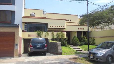 ¡amplia Casa 384 M2 En Buena Zona En Urb. Corpac, San Isidro - Venta!