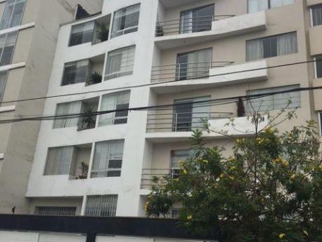 Vendo Departamento En Miraflores Limite Con San Isidro Con Aires