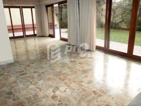 La Molina Vieja – Remate Casa En Zona Tranquila