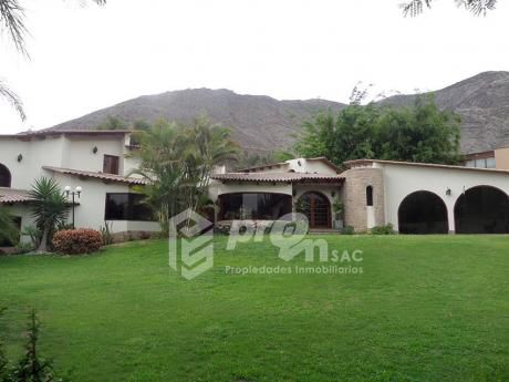 La Planicie – Casa En Alquiler En Zona Exclusiva