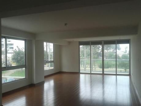 Departamento De Estreno, Malecon, Miraflores. Venta