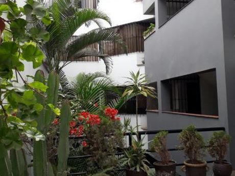 Depa Remodelado, Primer Piso, Valle Hermoso, Surco. Especial Personas Mayores