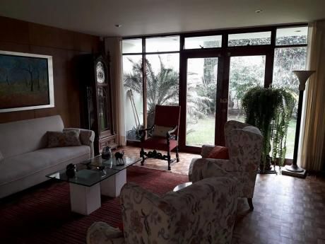 Id 58572 - Vendo Casa Con Jardin En San Isidro