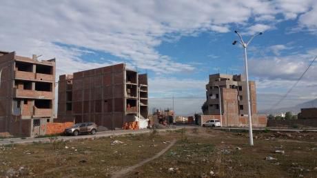 Hermoso Terreno En Muy Buena Ubicacion De Jose Luis Bustamante Y Rivero