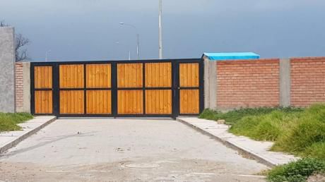Excelente Terreno En La Mejor Zona De Sachaca: Los Sauces De Fernandini