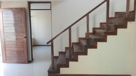 Mas Inmobiliaria Aqp Vende Bonita Y Amplia Casa Remodelada En Jlbyr