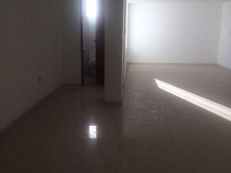 Alquiler De Excelente Oficina En Av Victor Andres Belaunde - Yanahuara