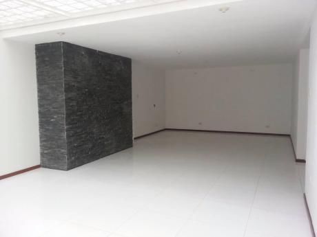 Hermoso Departamento Con Oficina Independiente En La Parte Baja De Cayma!