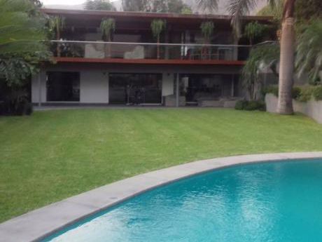 La Molina - Hermosa Casa Con Piscina Y Con Vista Directa A La Laguna