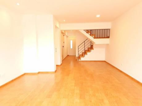 Moderno Departamento Duplex De Estreno – 2 O 3 Dorm.–la Aurora, Miraflores