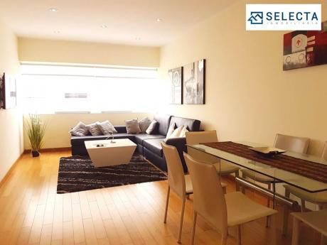 Lindo Departamento Totalmente Amoblado - 1 Dormitorio - 65 M2, En Miraflores