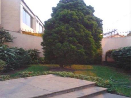 Casa Para Actualizar Acabados En Hermosa Zona De Corpac