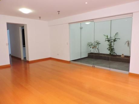 1er Piso Con Linea Blanca En Excelente Zona De San Isidro Lindo