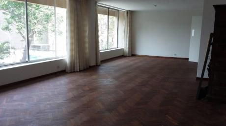 Amplio Departamento En 28 De Julio Miraflores, Gran Metraje Buen Precio