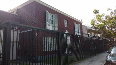 Linda Casa En Zona Exclusiva En San Isidro