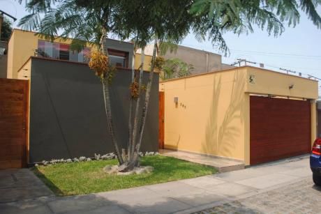Vendo Casa Remodelada 300 M2 4 Dorm. Urb. Higuereta - Surco