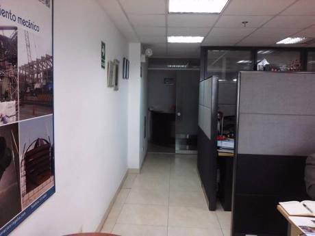 Venta De Oficina - Surco, La Encalada,90 M2 Y Se Alquila