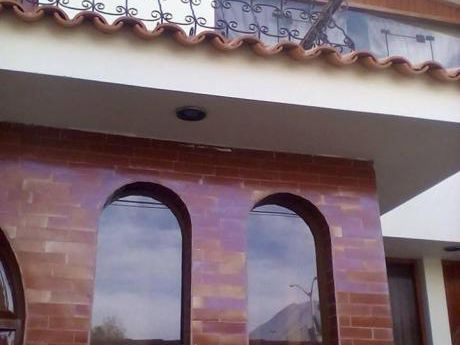 Alquilo Excelente Casa Ideal Empresas En Cayma