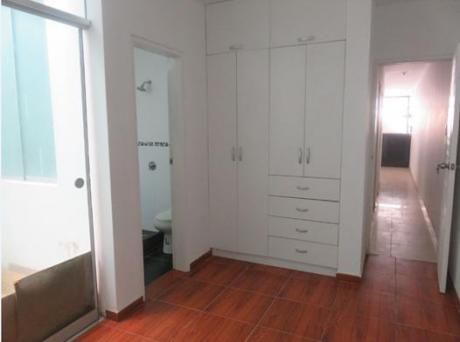 Vendo Dpto Casi En Estreno A Una Cdra De La Costanera De Chorrillos - 1er. Piso
