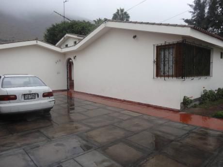 Casa De 1000 M2 En Rinconada Del Lago En $790,000