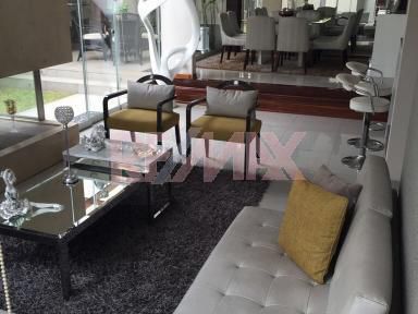(id 59233) Alquiler De Casa De Tres Pisos Moderna Y Muy Iluminada En Surco