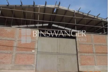 Alquiler/venta De Local Industrial Desde 1,300 M2 En Calle Las Gardenias - Lurín