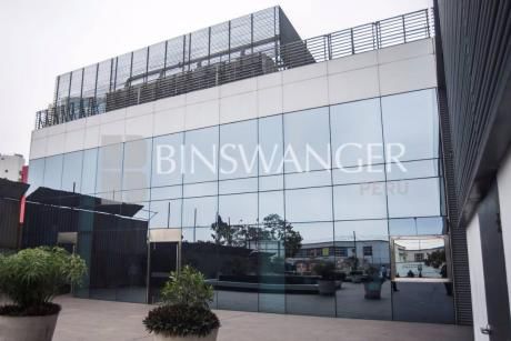 Alquiler De Local Comercial De 376 M2 En Edificio Plaza República - San Isidro