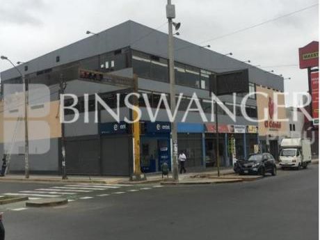 Venta De Local Comercial De 830 M2 En Av óscar Benavides - Cercado De Lima