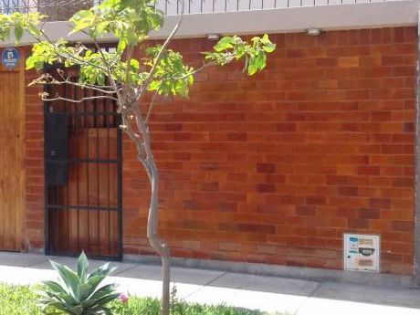 Venta De Casa - Cerca A U. Catolica - Urb. Santa Emma - Cercado De Lima