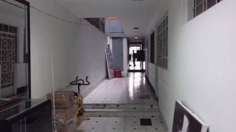 Remate Total! Local Comercial Frente Al Mall De Gamarra