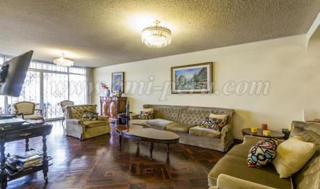 Venta De Amplia Casa 4 Dorm. En Corpac