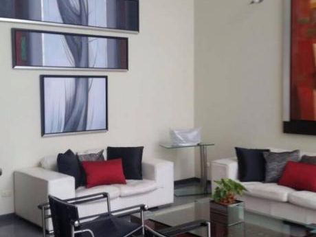Casa En Condominio 4 Dorm