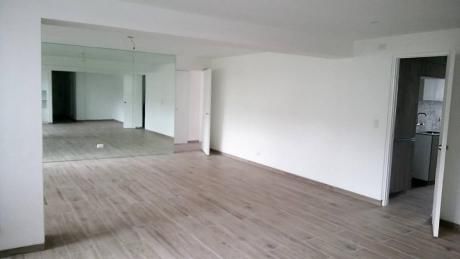 Departamento Totalmente Remodelado Frente Al Golf.