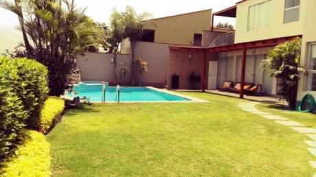 Hermosa Casa Remodelada En Venta - Vista A Las Lagunas / La Chalana