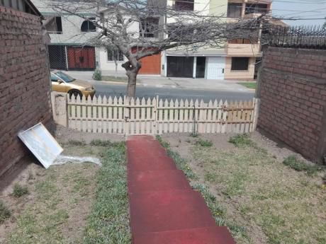 Vendo Linda Casa Para Proyecto En Ciudad Del Deporte - Ventanilla
