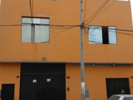 Vendo Local Industrial En Zona Estratégica Y De Alto Tránsito En Cdo De Lima