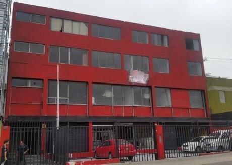 Alquilo Local Comercial Para Academia, Gimnasio Cerca A U. San Marcos Y Católica